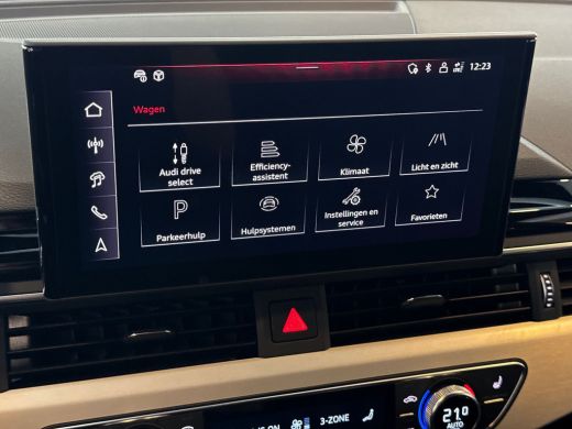 Audi A4 Avant 35 TFSI 150PK S edition Competition / MMI navigatie plus / Optiekpakket zwart / Stoelverwar... ActivLease financial lease