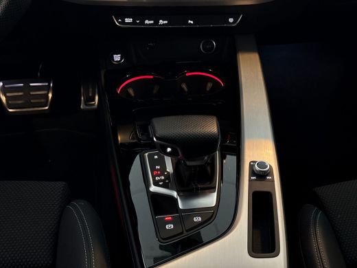 Audi A4 Avant 35 TFSI 150PK S edition Competition / MMI navigatie plus / Optiekpakket zwart / Stoelverwar... ActivLease financial lease