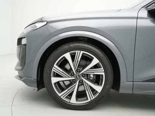 Audi Q6 SQ6 e-tron SQ6 100 kWh Sportstoelen plus, B&O, Luchtvering, Panoramadak ActivLease financial lease