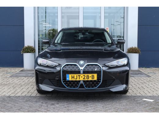 BMW i4 eDrive40 84 kWh | Adaptieve Cruise | 360' Camera | Stoel+Stuurverwarming | Elektr. klep | Navi | ... ActivLease financial lease