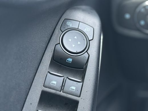 Ford Fiesta 1.0 EcoBoost Mild Hybrid Titanium 139 PK | Winterpakket | Apple Carplay/Android Auto | All season... ActivLease financial lease