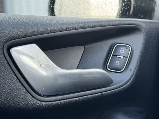 Ford Fiesta 1.0 EcoBoost Mild Hybrid Titanium 139 PK | Winterpakket | Apple Carplay/Android Auto | All season... ActivLease financial lease