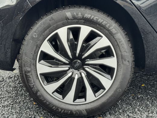 Ford Fiesta 1.0 EcoBoost Mild Hybrid Titanium 139 PK | Winterpakket | Apple Carplay/Android Auto | All season... ActivLease financial lease