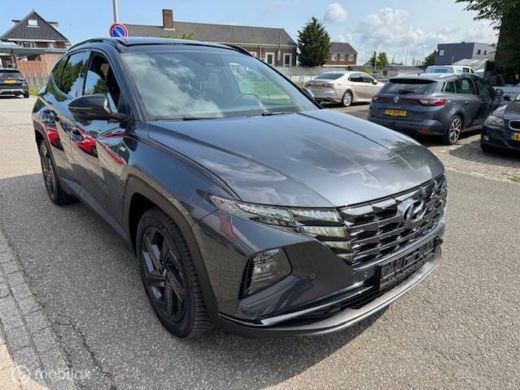 Hyundai Tucson 1.6 T MHEV BlackLine 4WD Automaat , Trekhaak 1.650kg Trekgewicht , Panorama Dak , Stoel & Stuur v... ActivLease financial lease