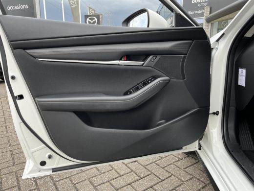 Mazda 3 2.0 e-SkyActiv-X M Hybrid 180 | Rijklaarprijs! | Dodehoekdetectie | Navigatie | Bluetooth | Incl ... ActivLease financial lease