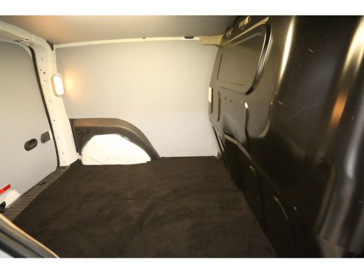 Mercedes Citan 109 CDI BlueEFFICIENCY L1H1 Airco Cruise Trekhaak Bluetooth Stoelverwarming ActivLease financial lease