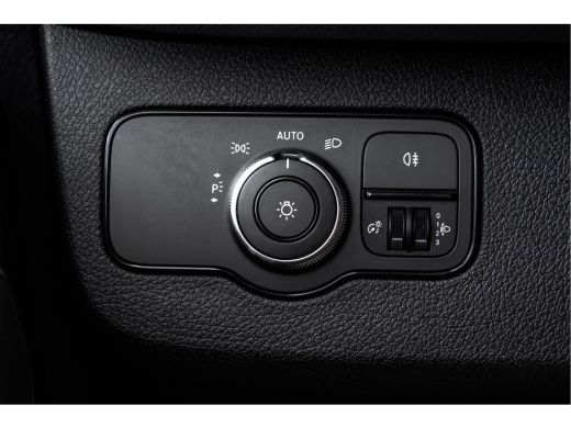 Mercedes Sprinter 311CDI L2H2 | CarPlay | Climate | Camera | Inrichting | Omvormer | Oprijplaat | Euro 6 ActivLease financial lease