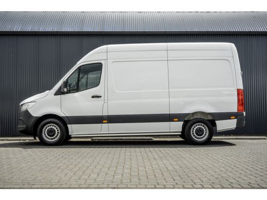Mercedes Sprinter 311CDI L2H2 | CarPlay | Climate | Camera | Inrichting | Omvormer | Oprijplaat | Euro 6 ActivLease financial lease