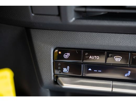 Opel Frontera 1.2 Turbo Hybrid Edition Automaat | Camera | Apple Carplay & Android Auto | Parkeersensoren | Lic... ActivLease financial lease
