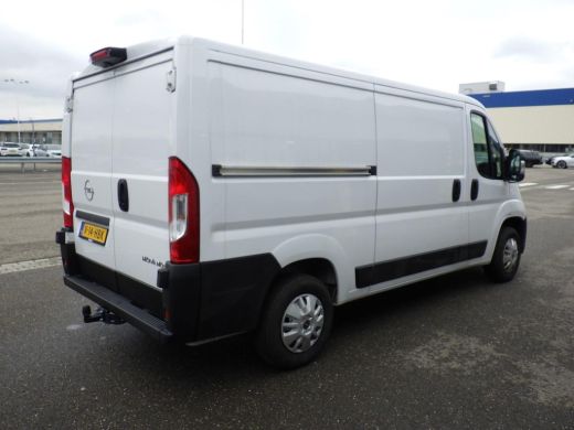 Opel Movano 2.2D 120 S&S L2H1 3.0t | Camera | Parkeersensoren | Trekhaak | | 2 zitplaatsen rechtsvoor | Achte... ActivLease financial lease