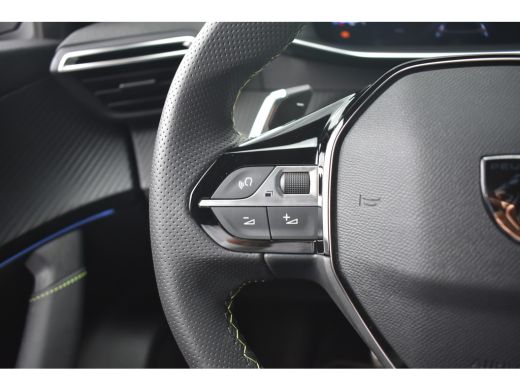 Peugeot 2008 1.2 Hybrid 136 GT Automaat | Navigatie | Sportstoelen | Sfeerverlichting | Achteruitrijcamera | C... ActivLease financial lease