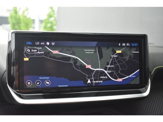Peugeot 2008 1.2 Hybrid 136 GT Automaat | Navigatie | Sportstoelen | Sfeerverlichting | Achteruitrijcamera | C... ActivLease financial lease