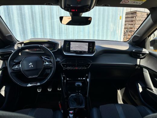 Peugeot 208 GT-Line Panoramisch glasdak | Achteruitrijcamera | Airco AUTO | Cruise control Adaptief | Fullscr... ActivLease financial lease