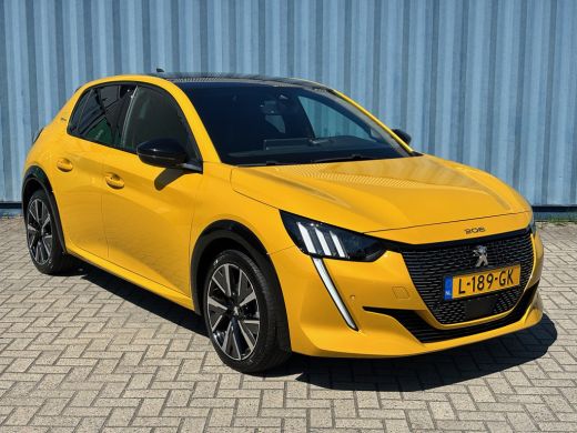 Peugeot 208 GT-Line Panoramisch glasdak | Achteruitrijcamera | Airco AUTO | Cruise control Adaptief | Fullscr... ActivLease financial lease