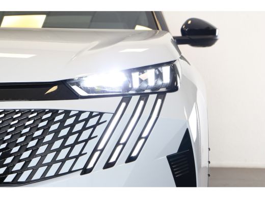 Peugeot 3008 1.2 Hybrid 136 GT | Navi | Keyless | Camera | Stoel en stuur verw. | AD. Cruise control | PDC V+ ... ActivLease financial lease