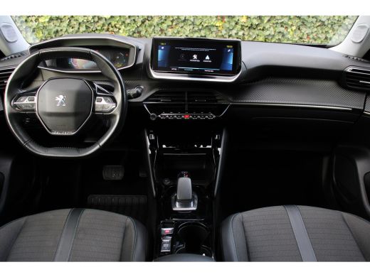Peugeot e-2008 EV Allure Pack 50 kWh | ORIGINEEL NL! | 360 CAMERA | CLIMATE CONTROL | CRUISE CONTROL | APPLE CAR... ActivLease financial lease