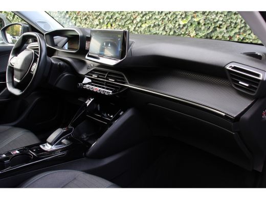 Peugeot e-2008 EV Allure Pack 50 kWh | ORIGINEEL NL! | 360 CAMERA | CLIMATE CONTROL | CRUISE CONTROL | APPLE CAR... ActivLease financial lease