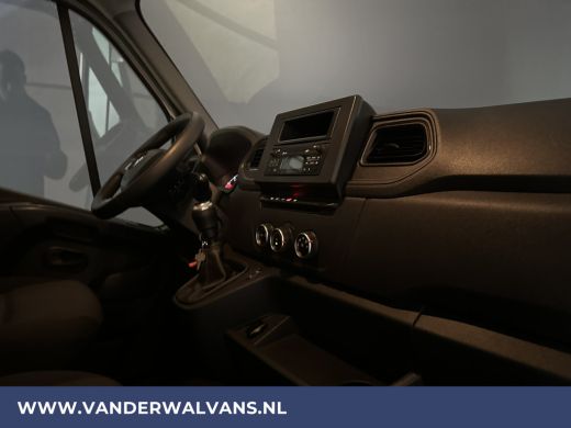 Renault Master 2.3dCi 146pk Bakwagen 233cm Hoog Laadklep Zijdeur Euro6 Airco | Lat om Lat | 913kg laadvermogen |... ActivLease financial lease