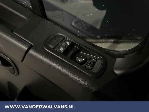 Renault Master 2.3dCi 146pk Bakwagen 233cm Hoog Laadklep Zijdeur Euro6 Airco | Lat om Lat | 913kg laadvermogen |... ActivLease financial lease