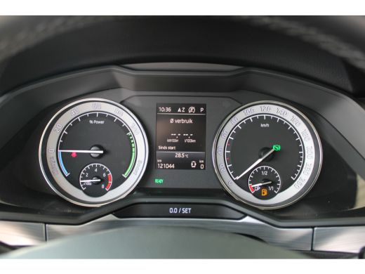 Skoda Superb Combi 1.4 TSI iV Business Edition | Apple Carplay/Android Auto|telefoonintegratie premium | Navig... ActivLease financial lease