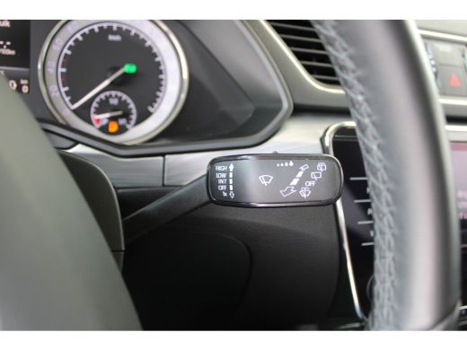 Skoda Superb Combi 1.4 TSI iV Business Edition | Apple Carplay/Android Auto|telefoonintegratie premium | Navig... ActivLease financial lease