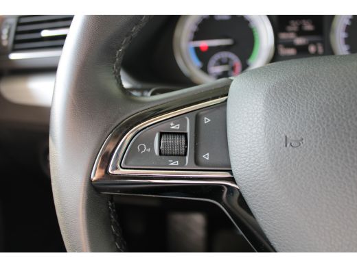 Skoda Superb Combi 1.4 TSI iV Business Edition | Apple Carplay/Android Auto|telefoonintegratie premium | Navig... ActivLease financial lease