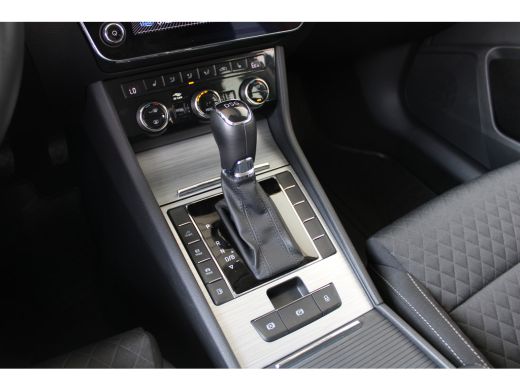 Skoda Superb Combi 1.4 TSI iV Business Edition | Apple Carplay/Android Auto|telefoonintegratie premium | Navig... ActivLease financial lease
