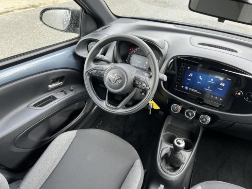 Toyota Aygo 1.0 VVT-i MT Play ActivLease financial lease