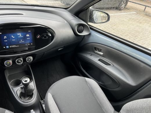 Toyota Aygo 1.0 VVT-i MT Play ActivLease financial lease