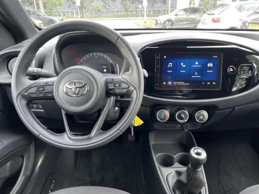 Toyota Aygo 1.0 VVT-i MT Play ActivLease financial lease