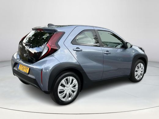 Toyota Aygo 1.0 VVT-i MT Play ActivLease financial lease