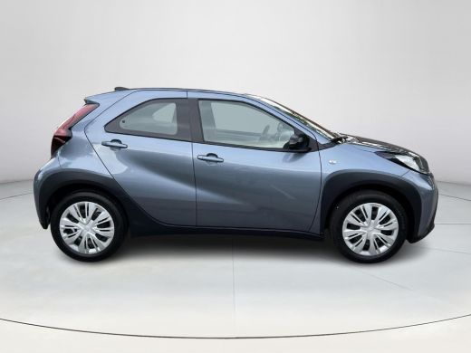 Toyota Aygo 1.0 VVT-i MT Play ActivLease financial lease