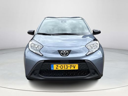 Toyota Aygo X 1.0 VVT-i MT Play **ADAPTIEF CRUISECONTROL/ AIRCO/ PARKEERCAMERA/ 36 MAANDEN GARANTIE** ActivLease financial lease