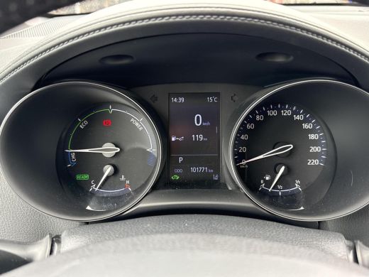 Toyota C-HR 1.8 Hybrid First Edition **NAVIGATIE/ DODEHOEK DETECTIE/ STOELVERWARMING/ GARANTIE** ActivLease financial lease