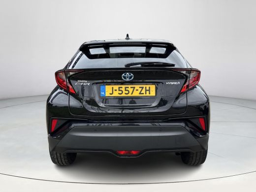 Toyota C-HR 1.8 Hybrid First Edition **NAVIGATIE/ DODEHOEK DETECTIE/ STOELVERWARMING/ GARANTIE** ActivLease financial lease