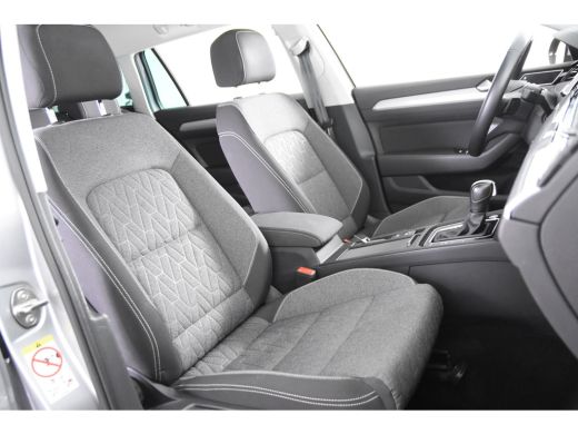 Volkswagen Passat Variant 1.5 TSI DSG *1ste eigenaar*Navigatie*Park assist* ActivLease financial lease