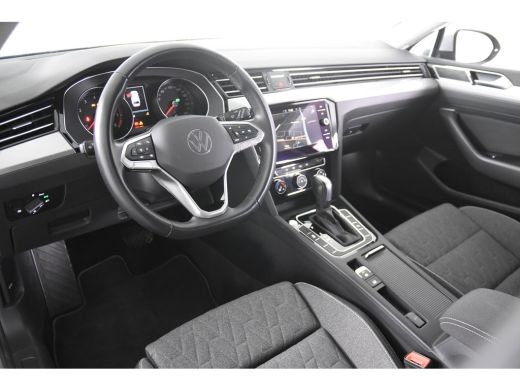 Volkswagen Passat Variant 1.5 TSI DSG *1ste eigenaar*Navigatie*Park assist* ActivLease financial lease