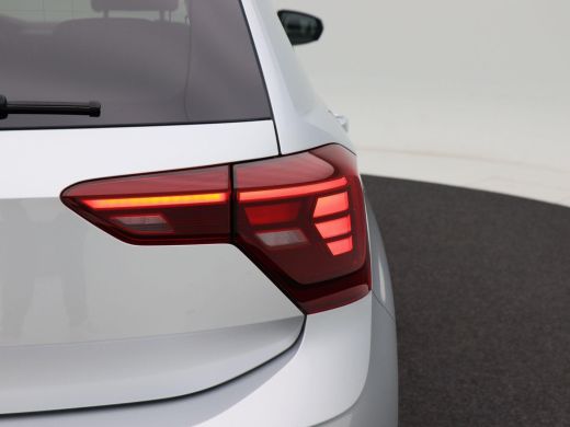 Volkswagen Polo 1.0 TSi 110 Pk Automaat R-Line Business | LED | 16 Inch | Privacy Glass | Parkeersensoren V+A | C... ActivLease financial lease