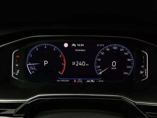 Volkswagen Polo 1.0 TSi 110 Pk Automaat R-Line Business | LED | 16 Inch | Privacy Glass | Parkeersensoren V+A | C... ActivLease financial lease