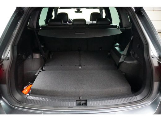 Volkswagen Tiguan Allspace 2.0 TSI 7-Persoons R-Line | Black Pack | Trekhaak Wegklapbaar | ActivLease financial lease
