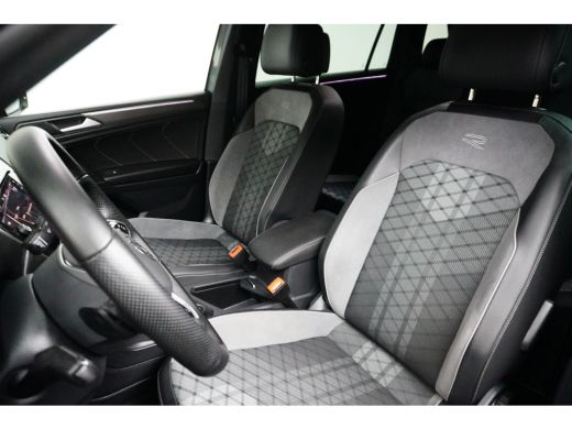 Volkswagen Tiguan Allspace 2.0 TSI 7-Persoons R-Line | Black Pack | Trekhaak Wegklapbaar | ActivLease financial lease