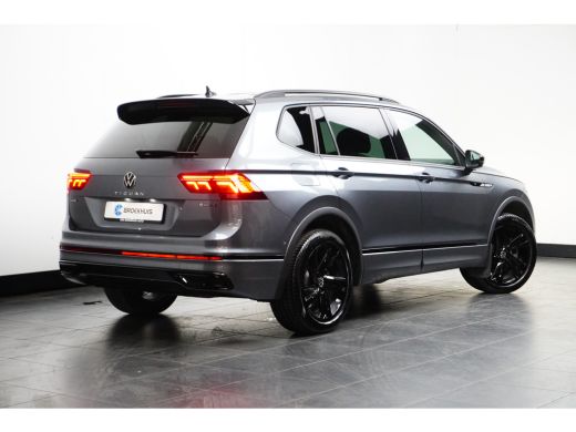 Volkswagen Tiguan Allspace 2.0 TSI 7-Persoons R-Line | Black Pack | Trekhaak Wegklapbaar | ActivLease financial lease