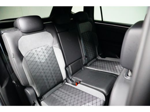 Volkswagen Tiguan Allspace 2.0 TSI 7-Persoons R-Line | Black Pack | Trekhaak Wegklapbaar | ActivLease financial lease