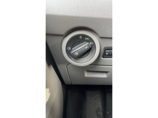 Volkswagen Transporter 2.0 TDI L2H1 28 . ActivLease financial lease