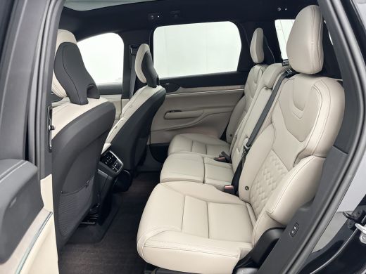 Volvo  EX90 Twin Motor Performance Ultra | 22" | Luchtvering | Trekhaak | Pilot Assist Pack | Climate | Getin... ActivLease financial lease