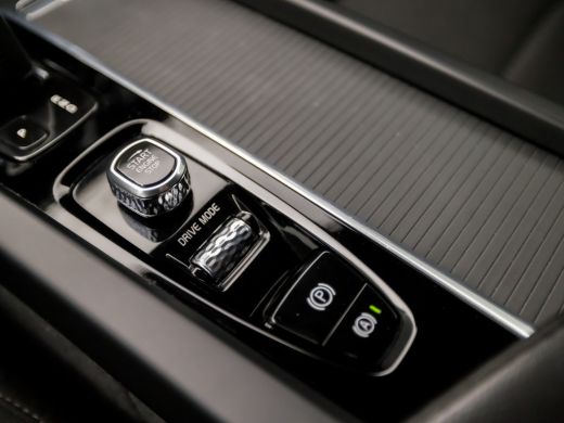 Volvo  V60 2.0 B3 Business Sport 177Pk Automaat (APPLE CARPLAY, GROOT NAVI, ADAPTIVE CRUISE, SPORTSTOELEN, K... ActivLease financial lease