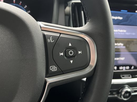 Volvo  V60 2.0 B3 Essential Edition | Achterbank verwarmd | Apple Carplay/Android Auto|telefoonintegratie pr... ActivLease financial lease