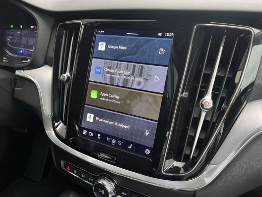 Volvo  V60 2.0 B3 Essential Edition | Achterbank verwarmd | Apple Carplay/Android Auto|telefoonintegratie pr... ActivLease financial lease