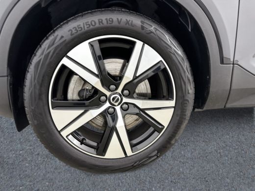 Volvo  XC40 T4 Recharge R-Design | Leder/Nubuck | Adaptieve cruise | BLIS | Parkeercamera | Stoel/stuurverwar... ActivLease financial lease