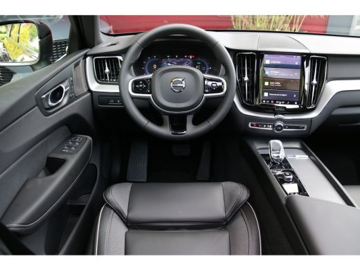 Volvo  XC60 2.0 T6 Plug-in hybrid AWD Plus Dark | Harman/Kardon | Panoramadak | 360 Camera | Pilot Assist | 2... ActivLease financial lease
